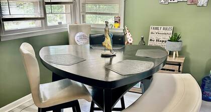 Entire home in quiet neighborhood !! This is a duplex style home!