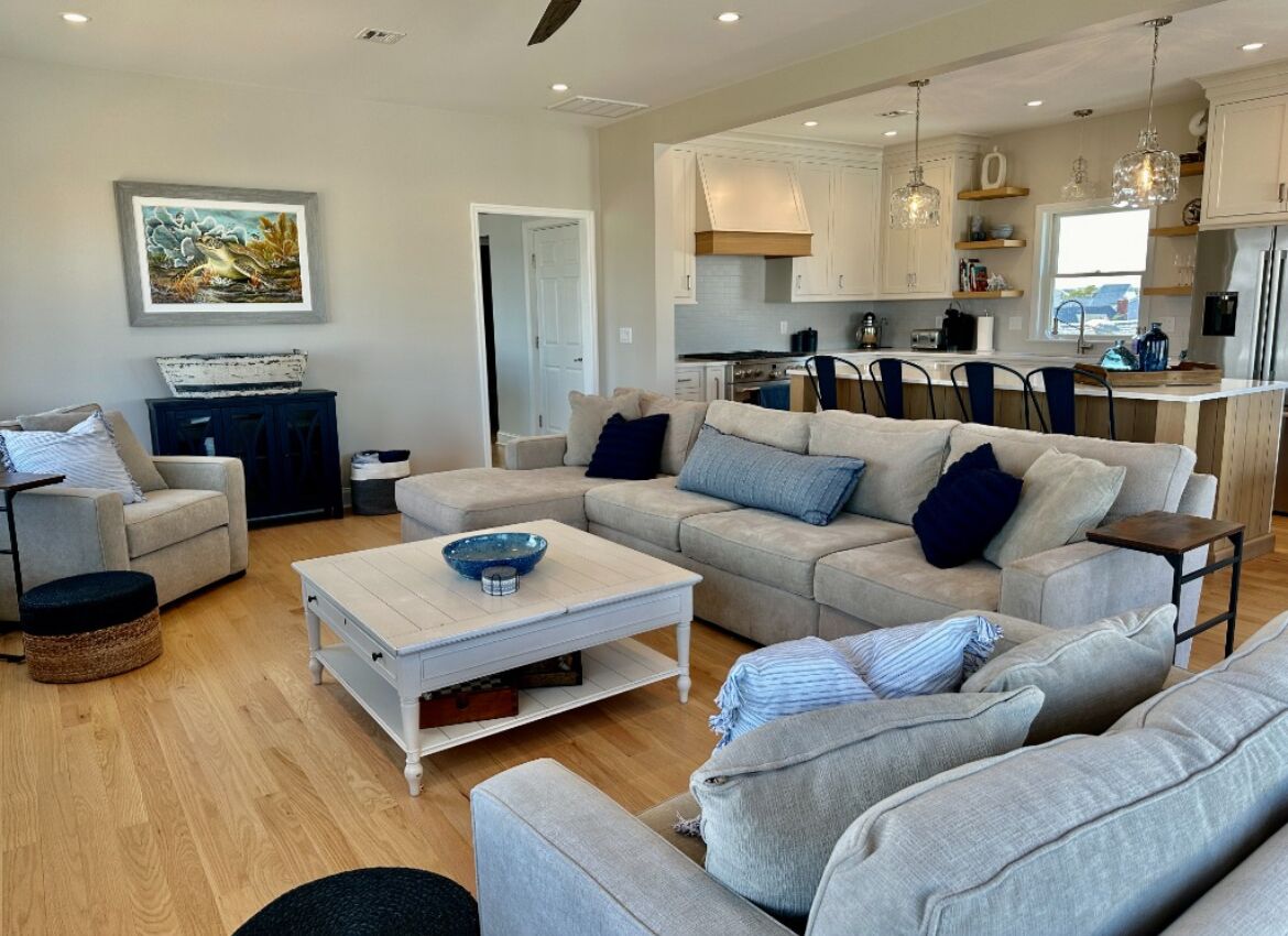 Surf City Beautiful New Construction 5 bedrooms + Elevator, Walkable
