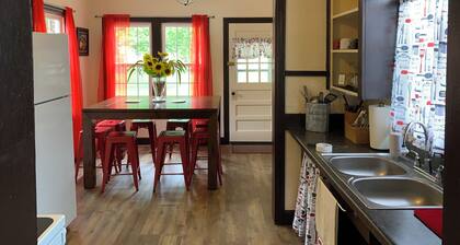 Peaceful home in town. Great location--walk downtown to stores and restaurants.