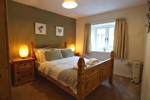 2 slaapkamers, een strijkplank/strijkijzer, wifi, beddengoed