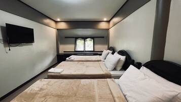 1 bedroom, iron/ironing board, bed sheets