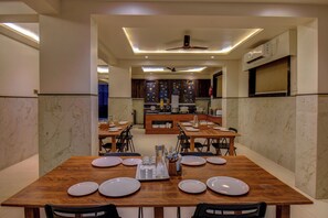 Dining - VITS Select Kharadi Pune (Pune)