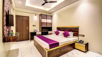 Super Deluxe Room | Free WiFi, bed sheets