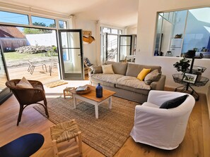 TV, fireplace - Dimitri’s workshop 500m from the beach (Barbâtre)