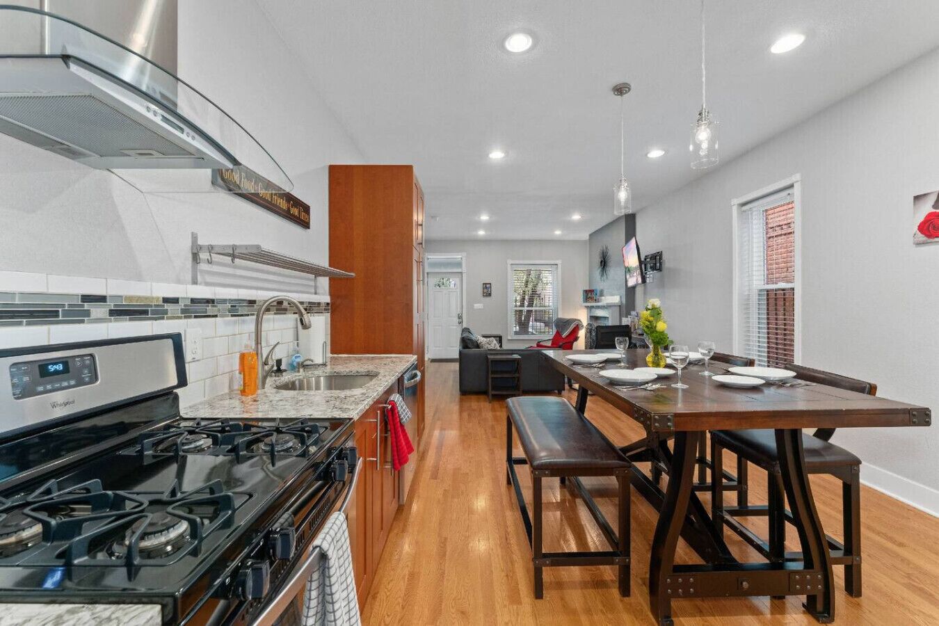 Fridge, microwave, dishwasher, coffee/tea maker