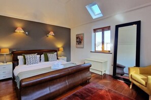 4 chambres, bureau, fer et planche à repasser, Wi-Fi