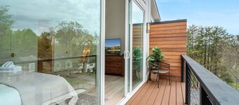 Idlewood Suites ~ 3-Story West Knoxville Suite #2