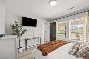 3 chambres, fer et planche Ă repasser, Wi-Fi, draps fournis