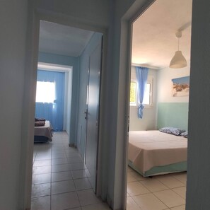 3 bedrooms - Calm and Peaceful First Line House in Front of the sea (Nea Propontida)