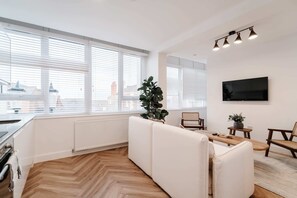 TV - Perfect Chester Getaway (Chester)