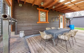 Outdoor dining - 1 bedroom amazing home in Hörby (Hörby)