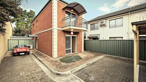 Exterior - 2 BR Apartment in Melbourne Street - North Adelaide (North Adelaide)