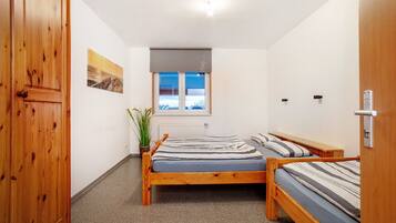3 Schlafzimmer, kostenloses WLAN, Bettwäsche