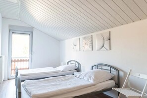 3 dormitorios, wifi gratis, ropa de cama