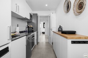 Fridge, microwave, oven, dishwasher