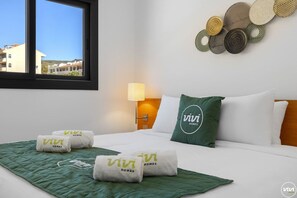 Room - Santangelo | Sea view - terrace - pool (Benalmádena)