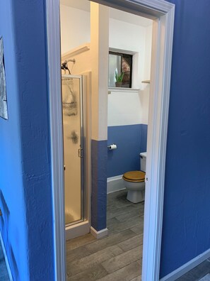 Towels, soap, toilet paper