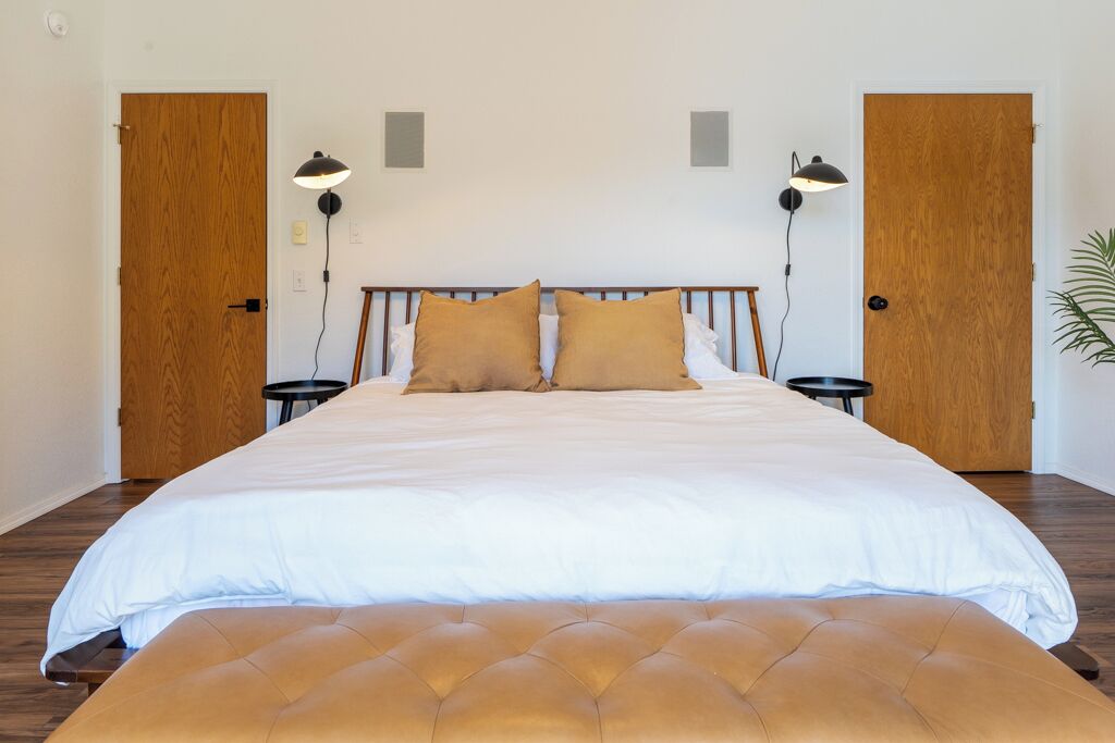 2 Schlafzimmer, Reisekinderbett, kostenloses WLAN, Bettwäsche