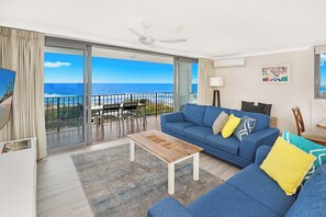 Smart TV 100 cm con canales de televisión por cable