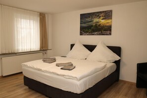 Free WiFi - Apartment in Essen with Balcony & Terrace (Essen)