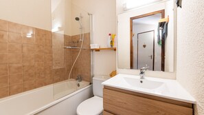 Shower - Nice Apt 6/8 pers near the slopes (Morillon)