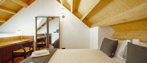 Tabla de planchar con plancha, cuna de viaje y wifi gratis