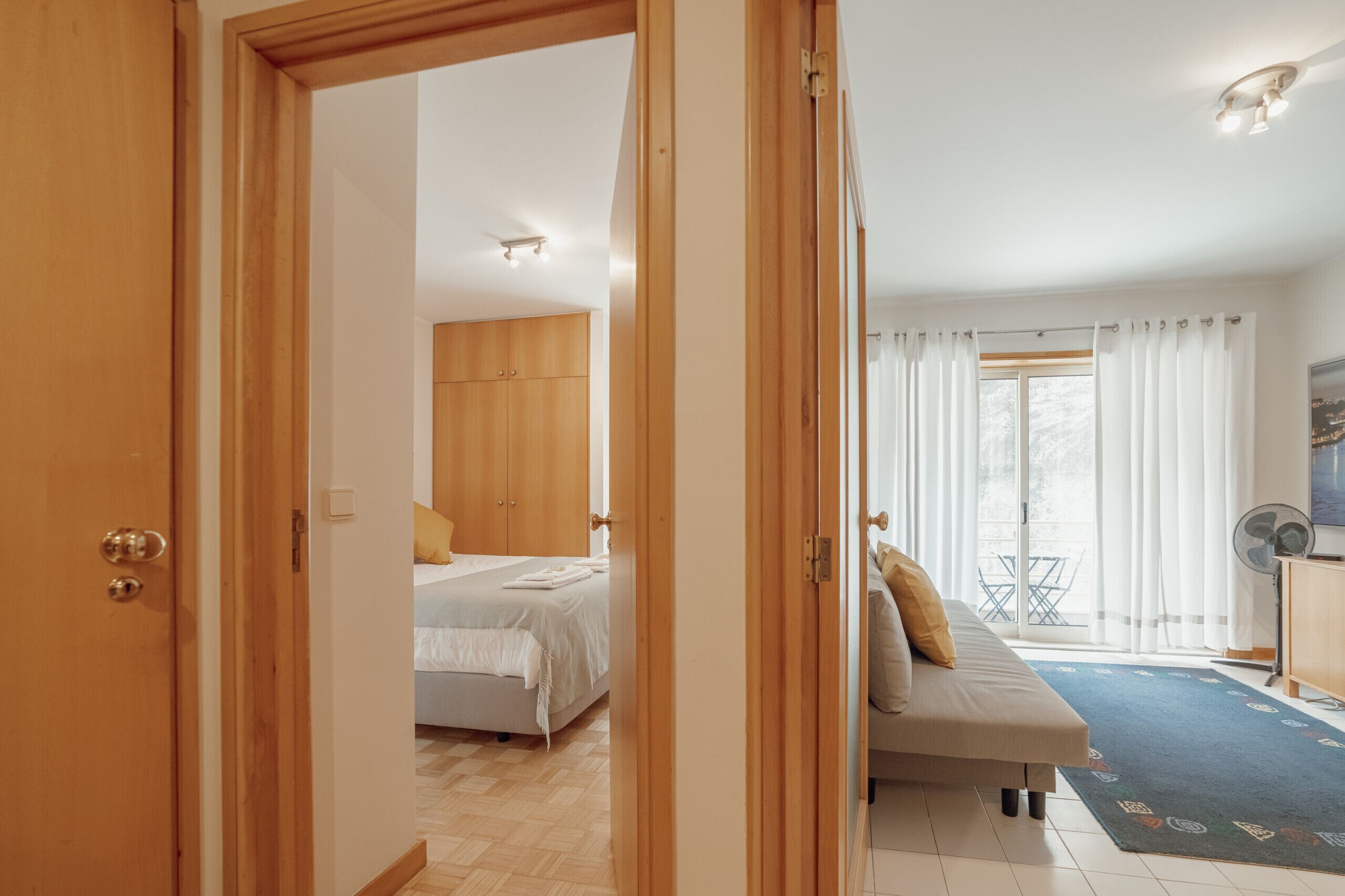 Iron/ironing board, free WiFi, bed sheets