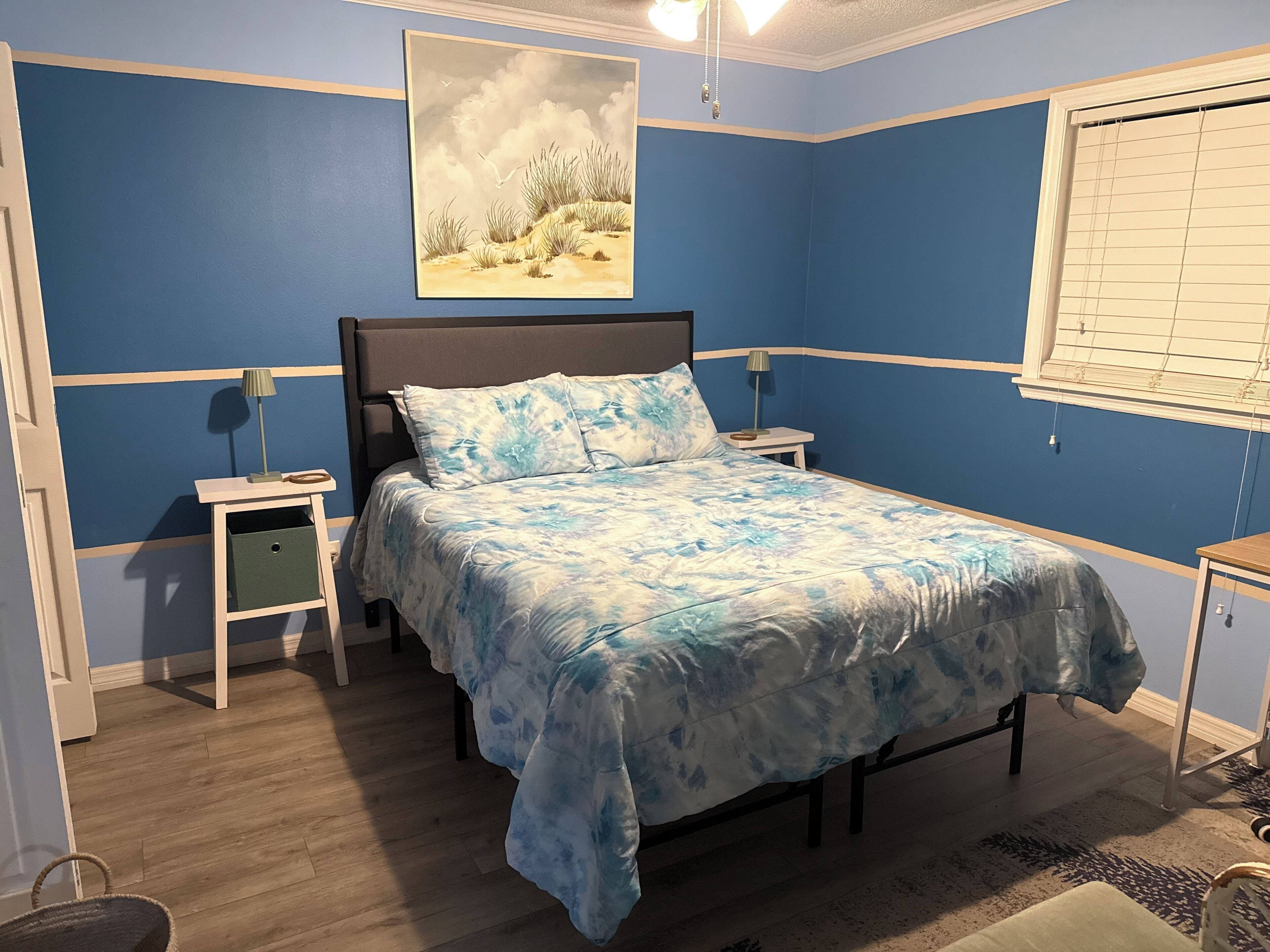 2 bedrooms, desk, iron/ironing board, free WiFi