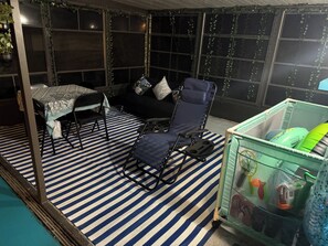 Interior - Charming & Cozy 2-bedroom house in lovely Spring Hill with AC, fitness room (Spring Hill)