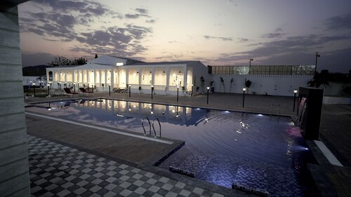 Sukoon Farm - A Luxury Farm House In Jaipur