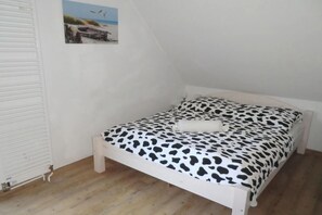 Free WiFi - Deichperle beautiful beach location (Neuharlingersiel)