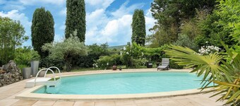 Majestic holiday home in Laroque with hot tub