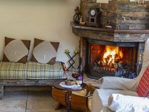 Interior - Troodos Riverside Cottage (Kato Amiantos)