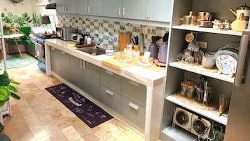 特色單棟房屋, 3 間臥室, 露台, 花園景 | 私人廚房 | 雪櫃、焗爐、爐具、咖啡機/沖茶器