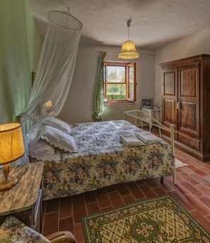 1 habitación, cuna de viaje y wifi gratis 