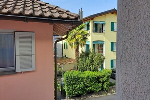 Property grounds - Romantic duplex a stone's throw from the EOC (CASA GIANNA) (Bellinzona)