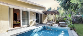 Bhil's Kabeela PVT POOL VILLA
2 room luxurious PVT POOL in the heart of Jungle