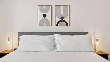 2 habitaciones, tabla de planchar con plancha, wifi y ropa de cama