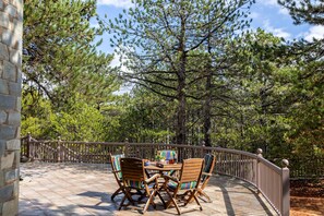 Balcony - Troodos Mature Pine Chalet (Pedhoulas)