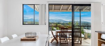 Jetty Escape Townhouse - Great Location, Restaurants and Beach