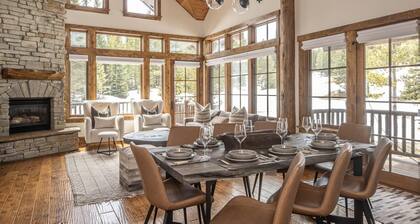 Winter in Big Sky! Spanish Peaks Cabin with Ski-in/Ski-out Access! Hot Tub!