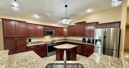 Brewed Awakening - 3/2 w/ Private Pool and Golf Cart in The Village of Sanibel