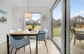 Dining - Awesome apartment in Slagelse with WiFi (Slagelse)