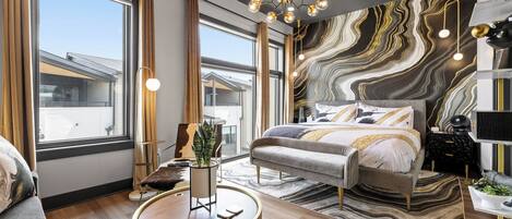 3 bedrooms, iron/ironing board, travel crib, free WiFi