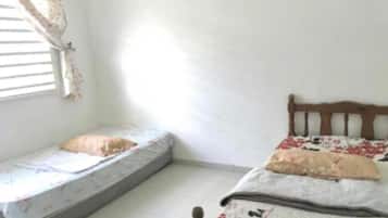 Room, 3 Bedrooms | 3 bedrooms, laptop workspace, bed sheets