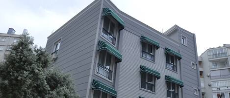 Fachada de la propiedad