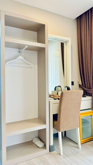 Minibar, desk, laptop workspace, soundproofing