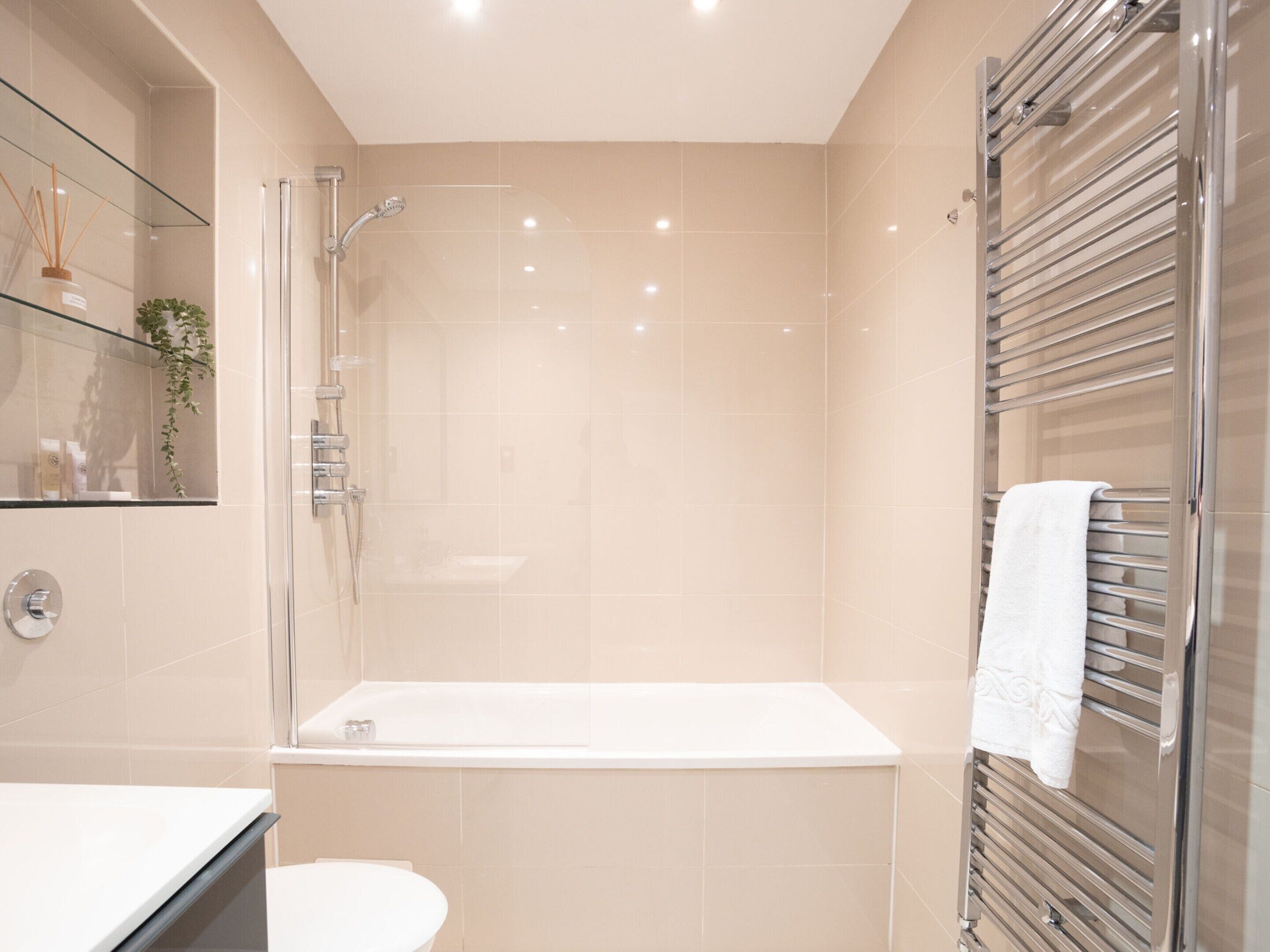 Apartment | Bathroom