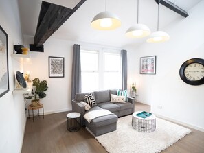 Apartment | Living area