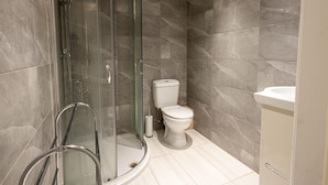 Unclassified image, 4 of 11, button - One Bedroom Gem Apt Near Kentish Town Train Stn (London)
